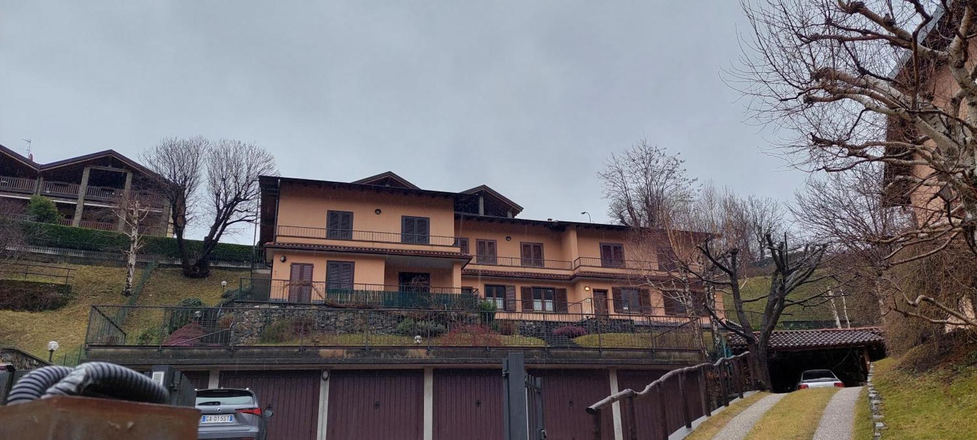 Casa Alberto - Appartamento Zona Bellagio Magreglio Esterno foto